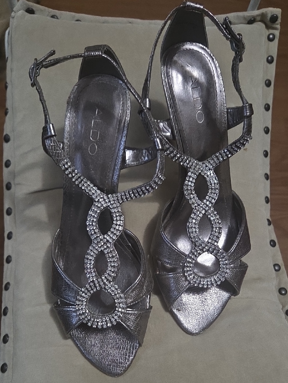 Aldo Metallic Silver T-Strap Rhinestone Dress Heels